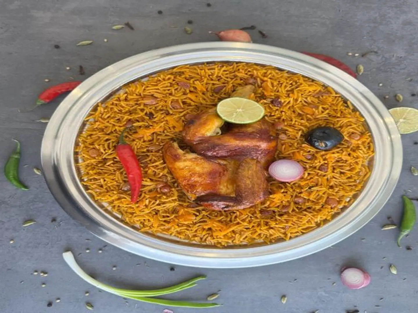 نص دجاج شواية ارز بخاري