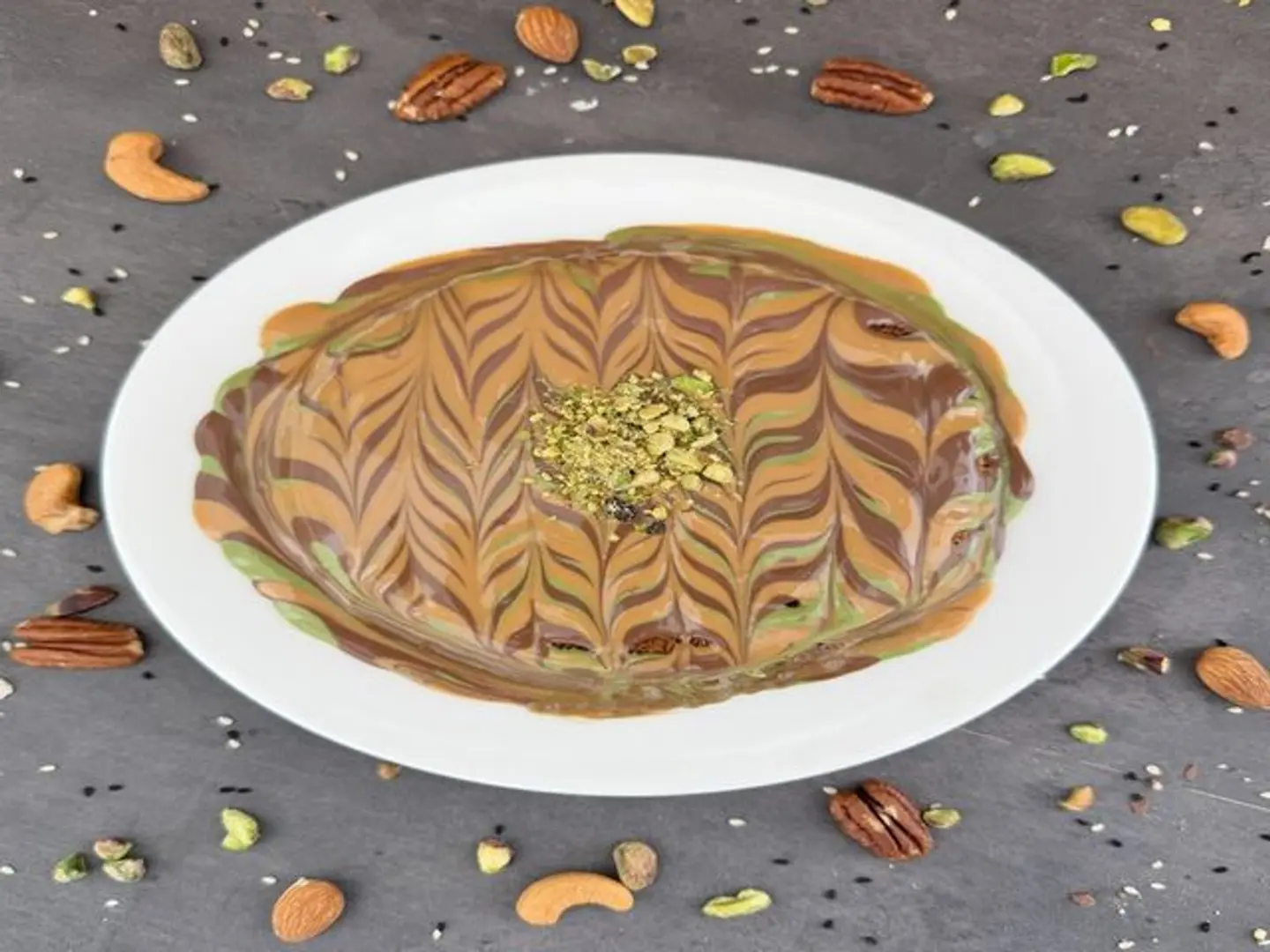 كنافة ملكي بالمكسرات