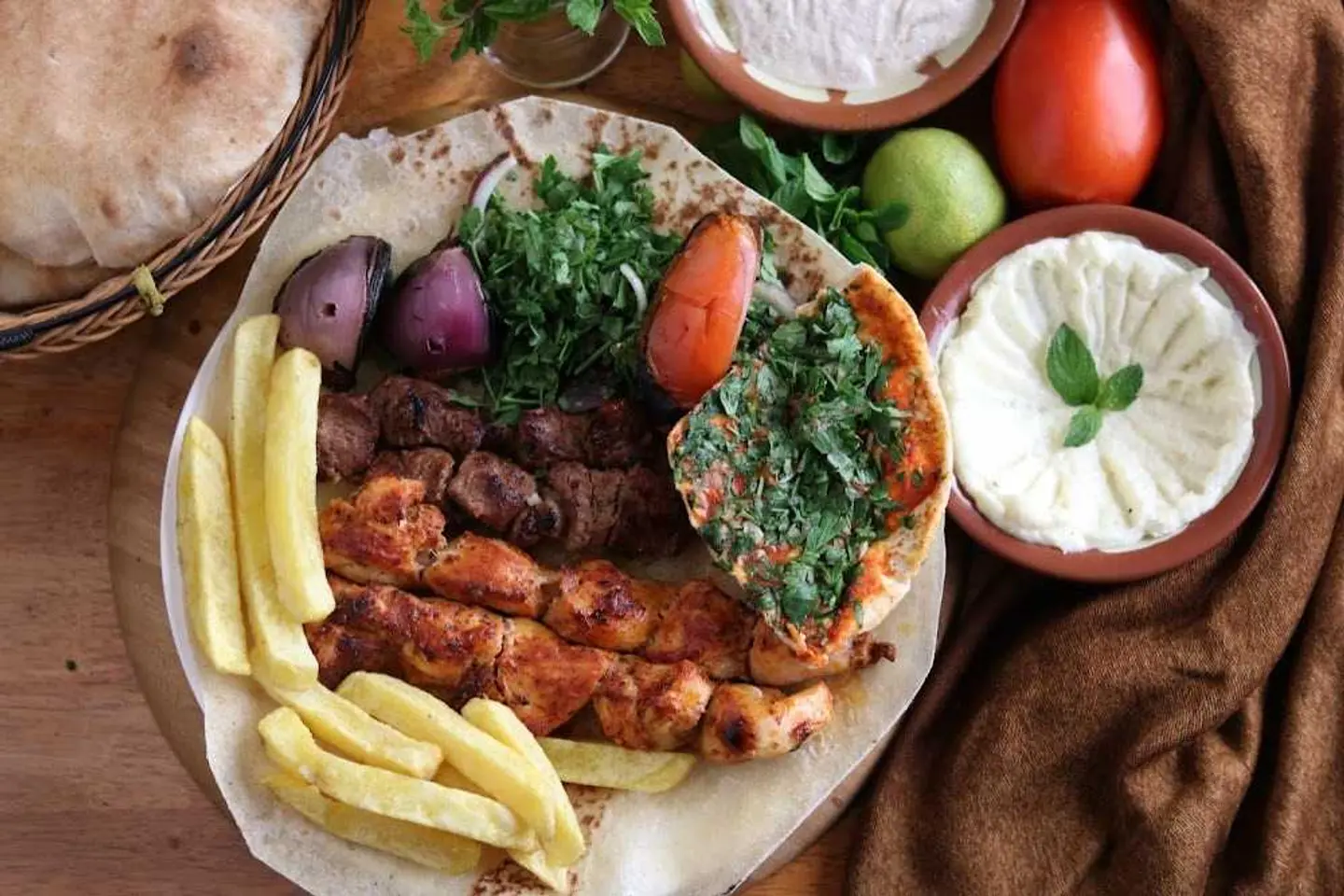 مشكل طاووق & اوصال