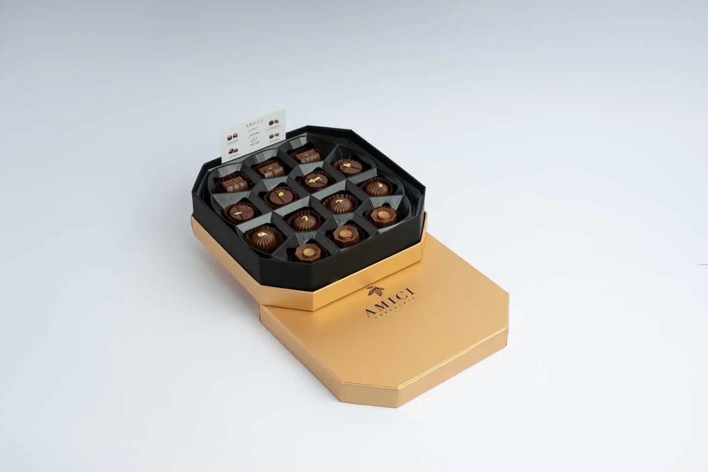 علبة شوكولا سداسية ذهبي - صغيرة