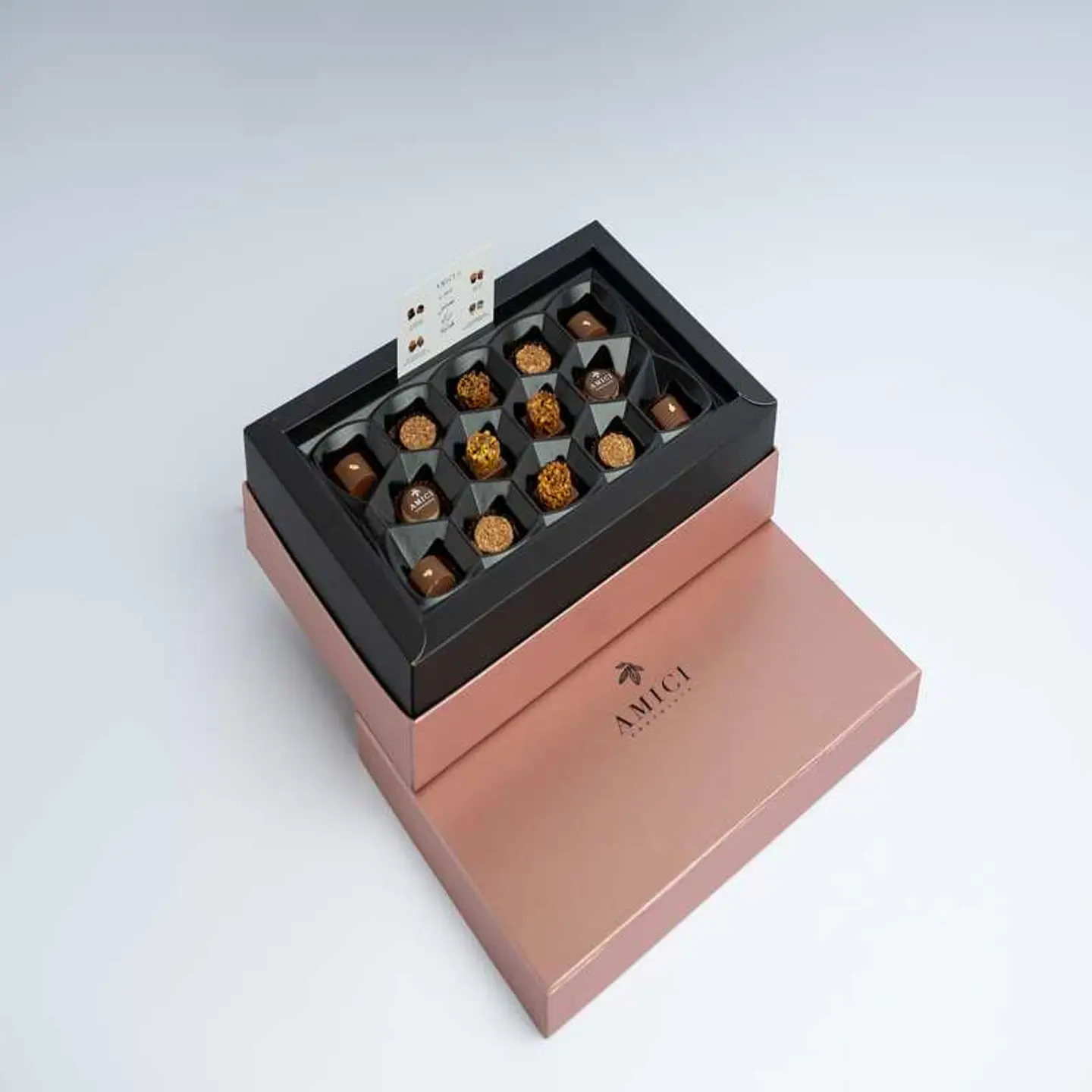 علبة شوكولا مستطيلة روز قولد - وسط