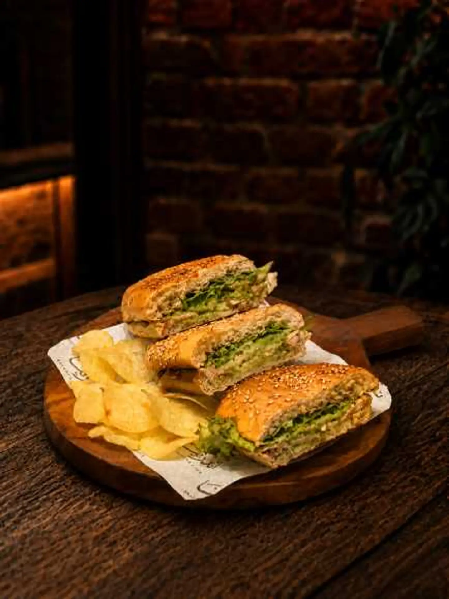Polyvin Chicken Sandwich