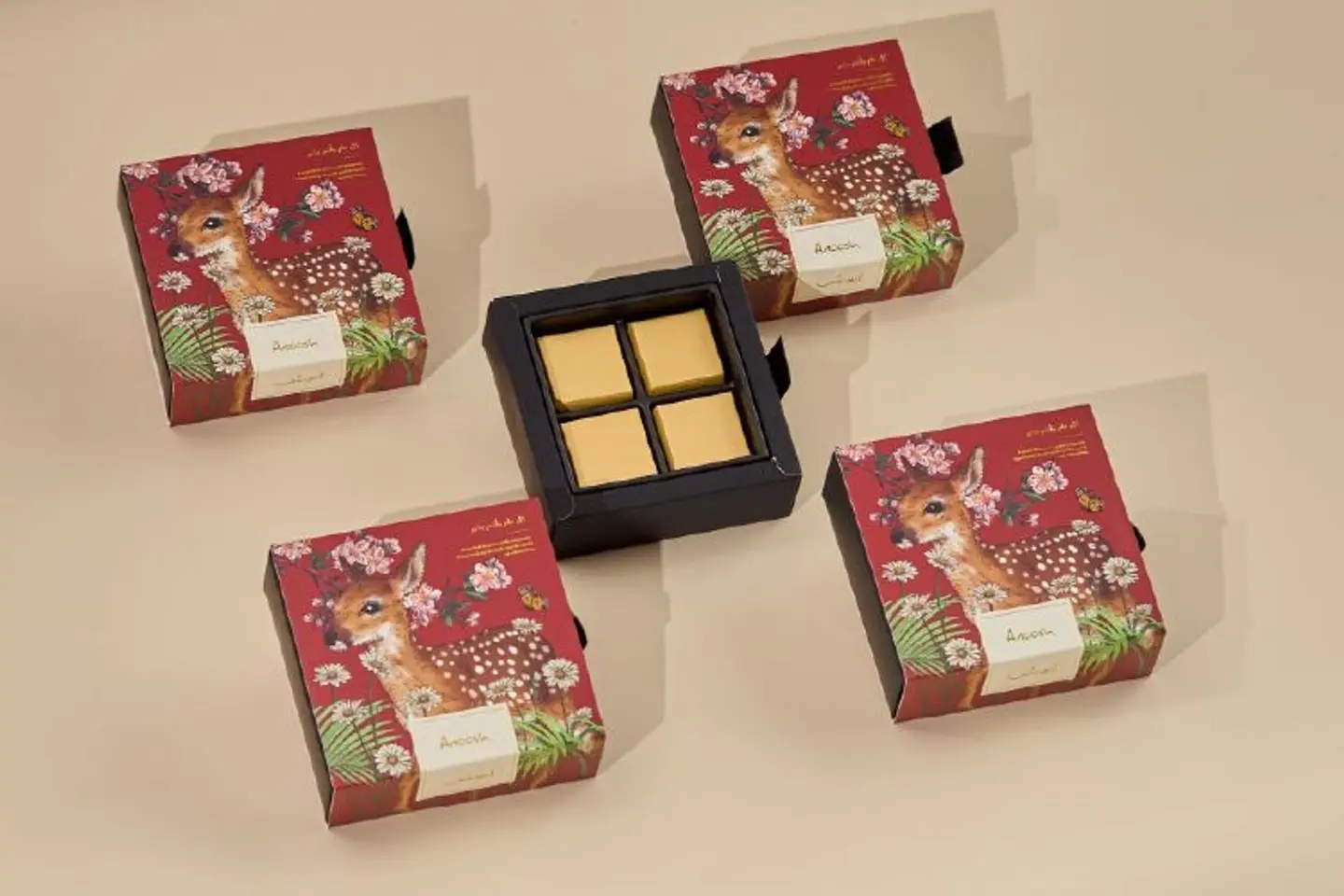 توزيعات الغزالة عنابي