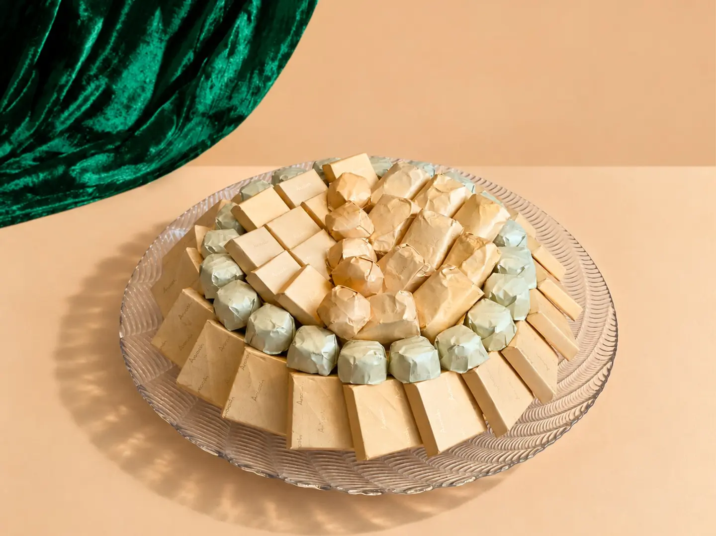 National Day Tray 850 G