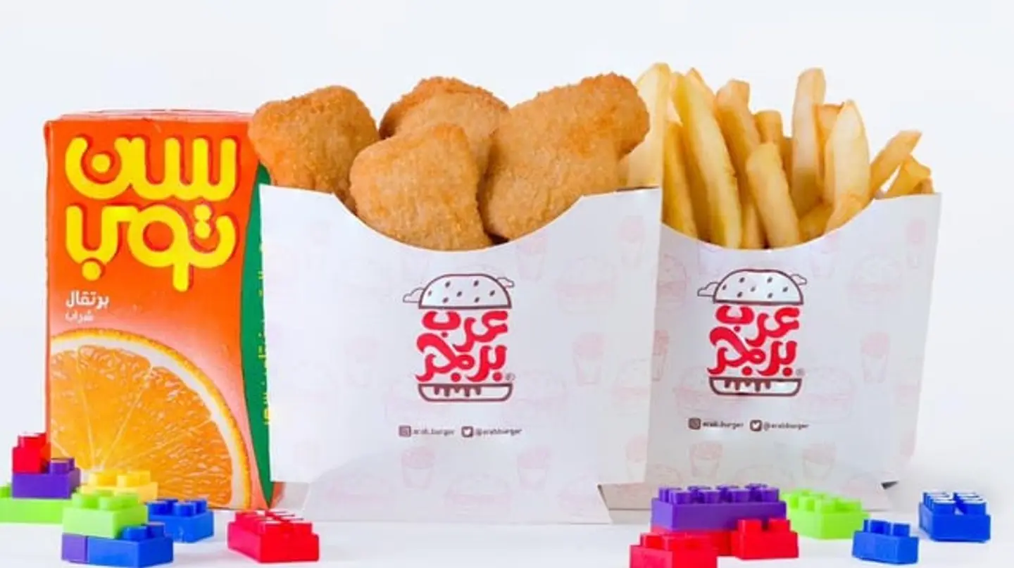 وجبة أطفال أصابع الدجاج