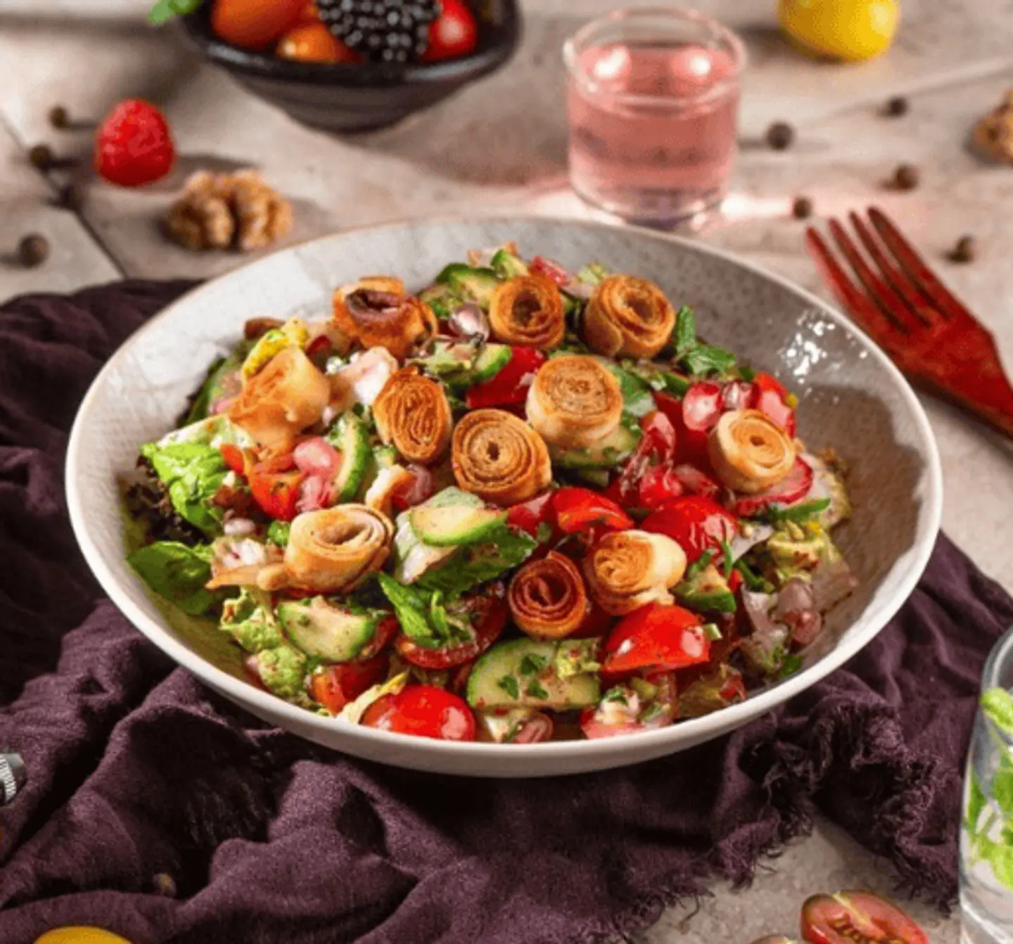 سلطة الفتوش