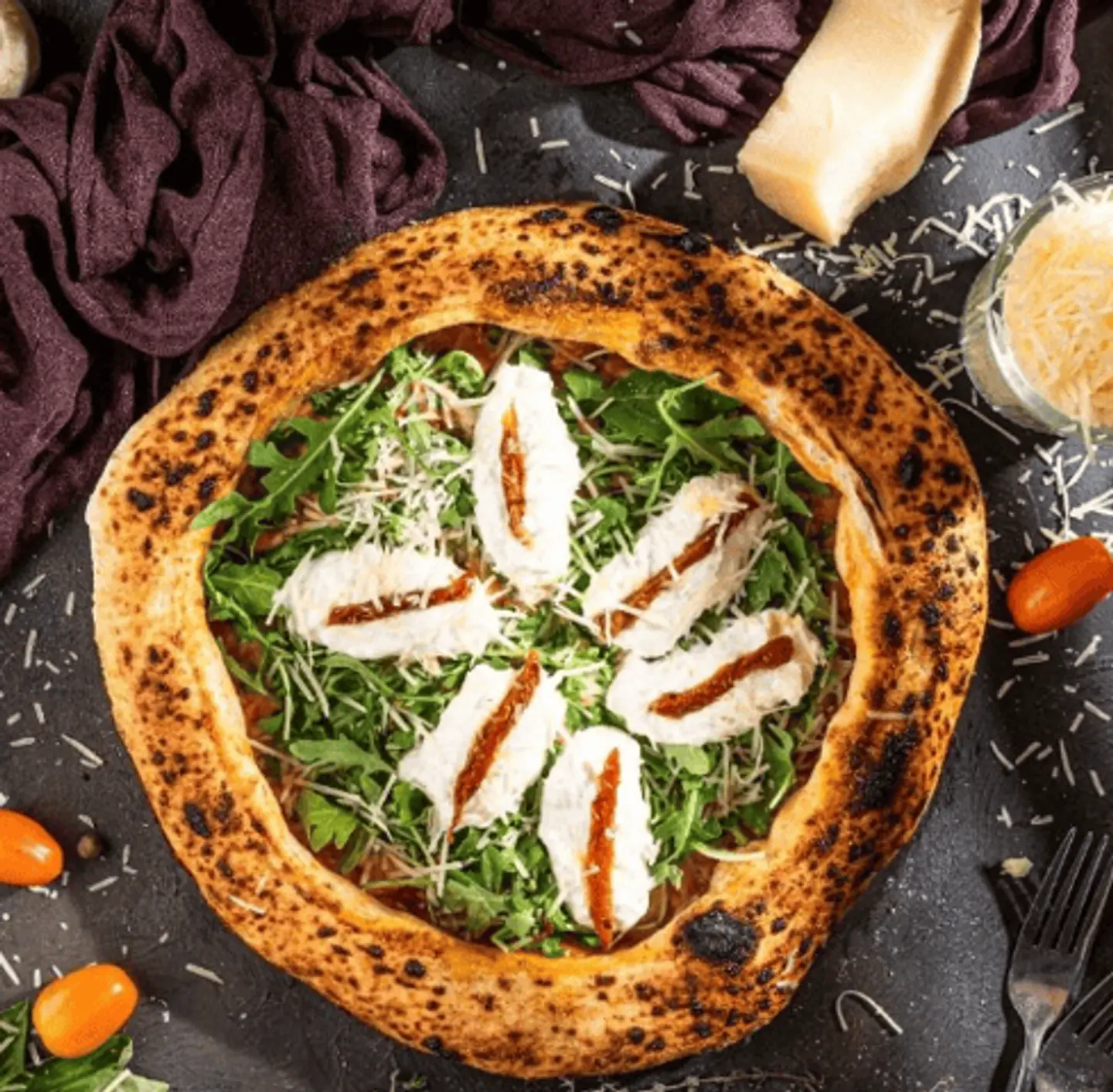 بيتزا البوراتا