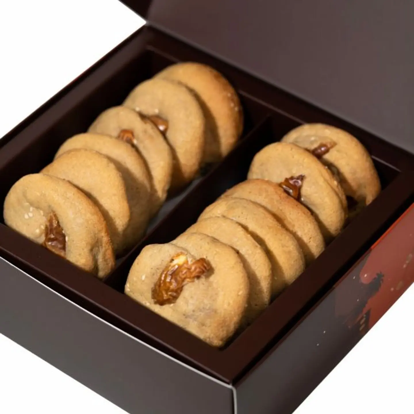 بوكس كوكيز التمر والطحينة