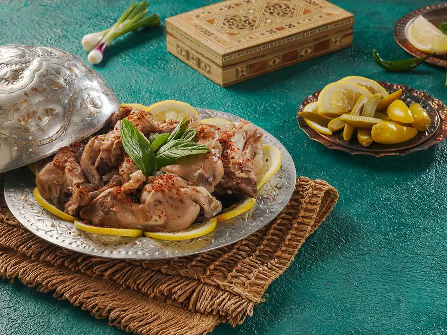 مقادم(كوارع) مع مرقة