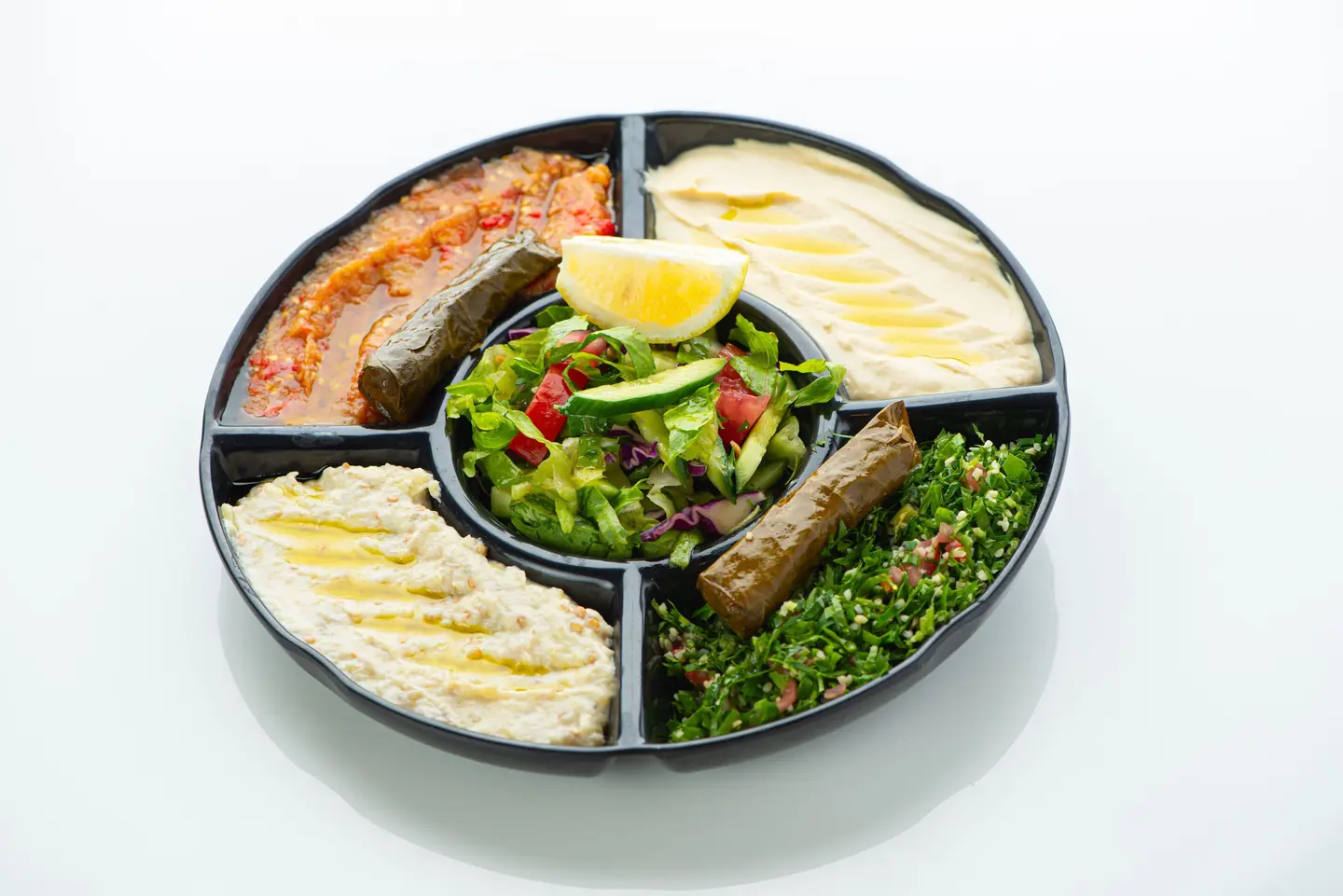 مقبلات مشكلة وسط