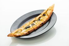 فطيرة جبنه زيتون