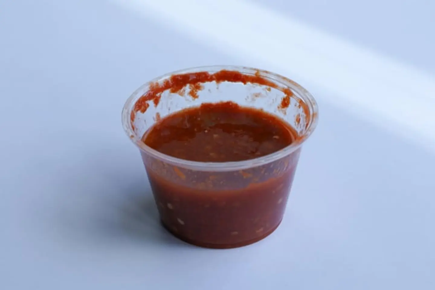 سلطة حمراء حار