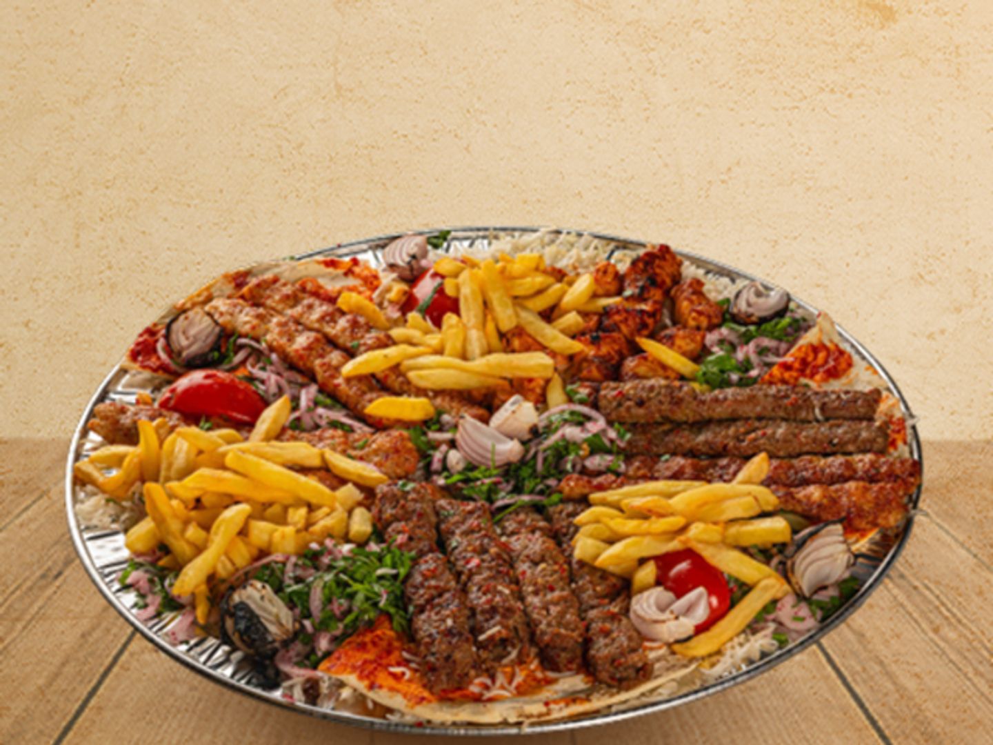 صحن السارية ١٢ سيخ مشويات +١مشكل مقبلات
