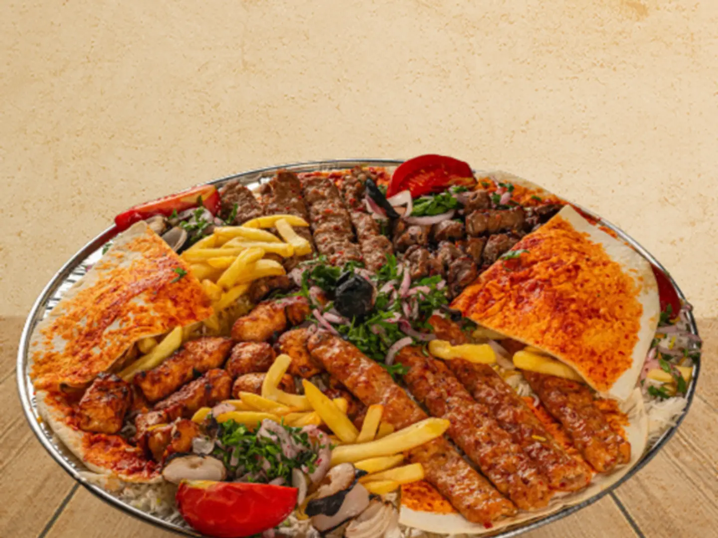صحن السارية ١٦ سيخ مشويات +٢مشكل مقبلات