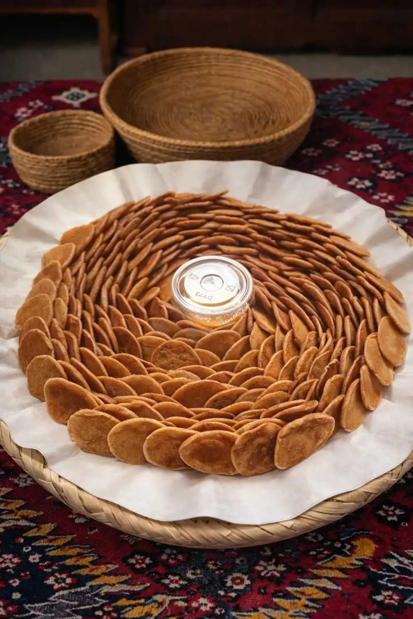 ميني مصابيب حالية - سلة خوص كبير