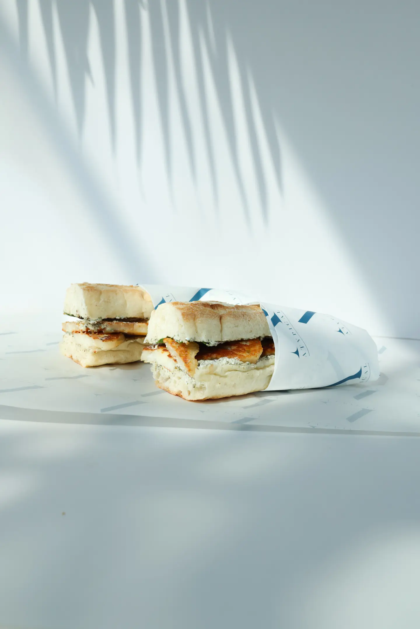 حلومي زعتر ساندوتش