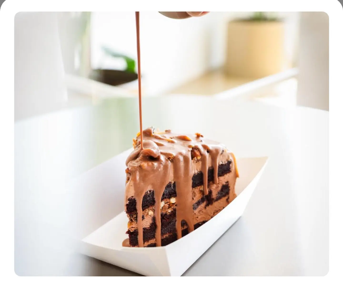 Crunchy Cake Piece