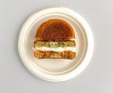 كرواسون بوراتا والريحان