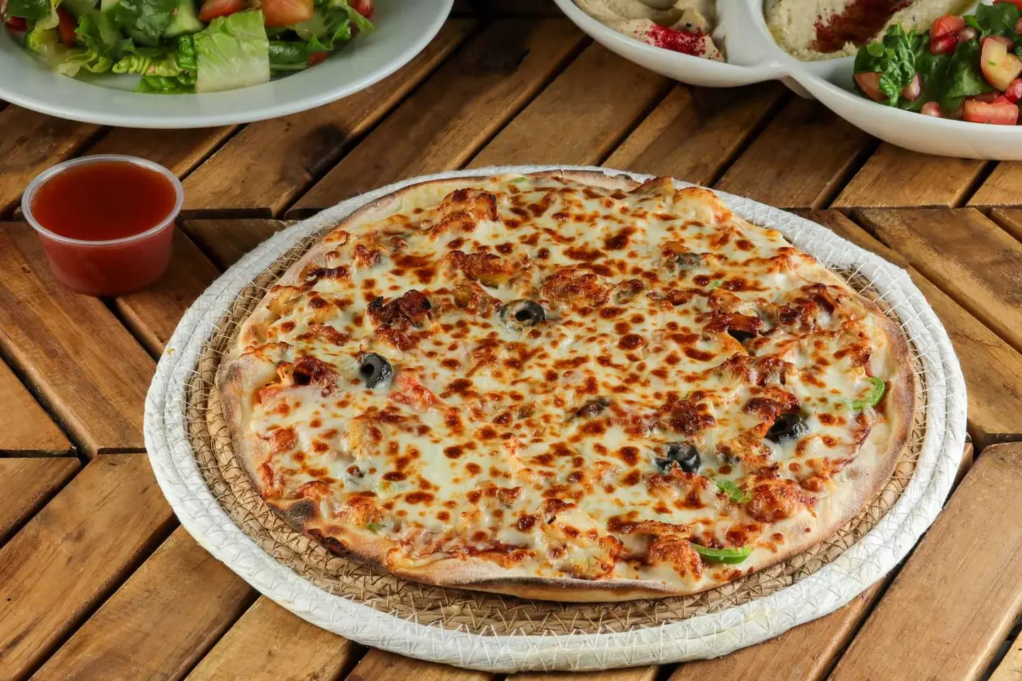 Medium Chicken Pizza