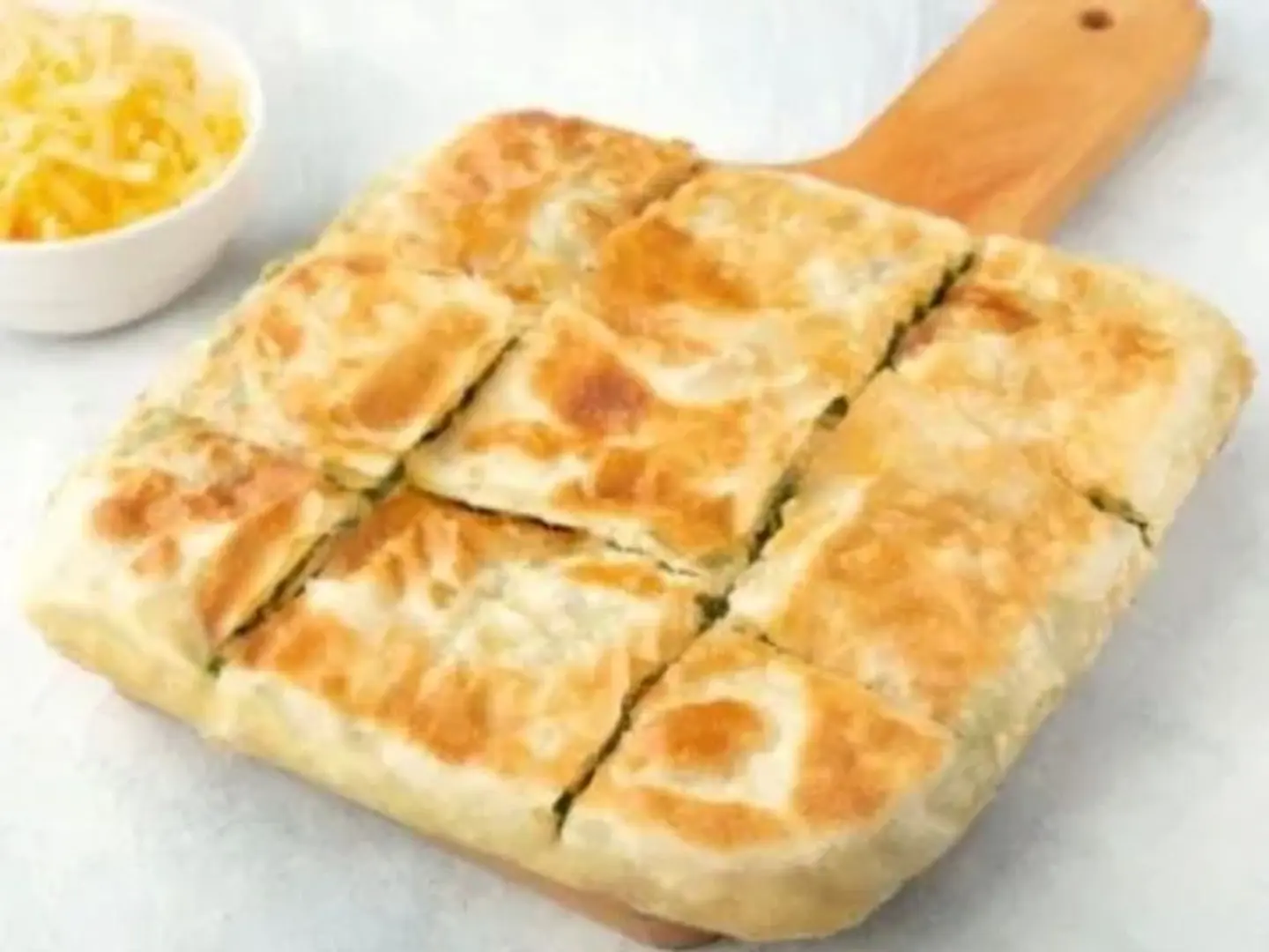 Mutabbaq Sweet Cheddar