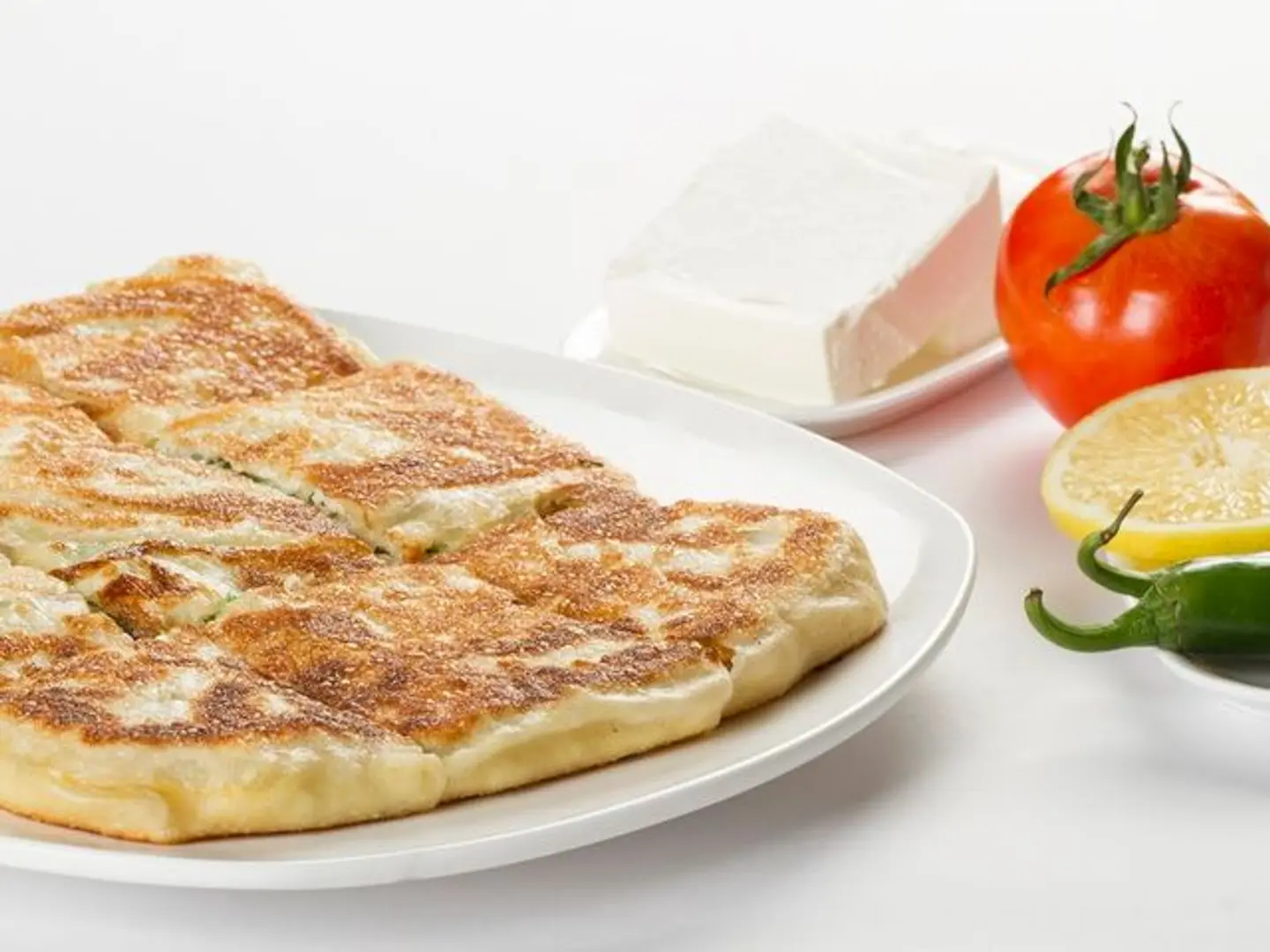 Mutabbaq White Cheese & Vegetables
