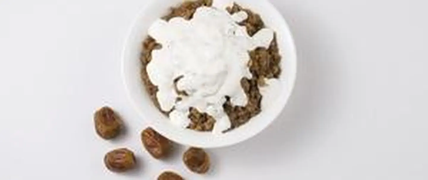 Alearikuh Cream And Dates Large