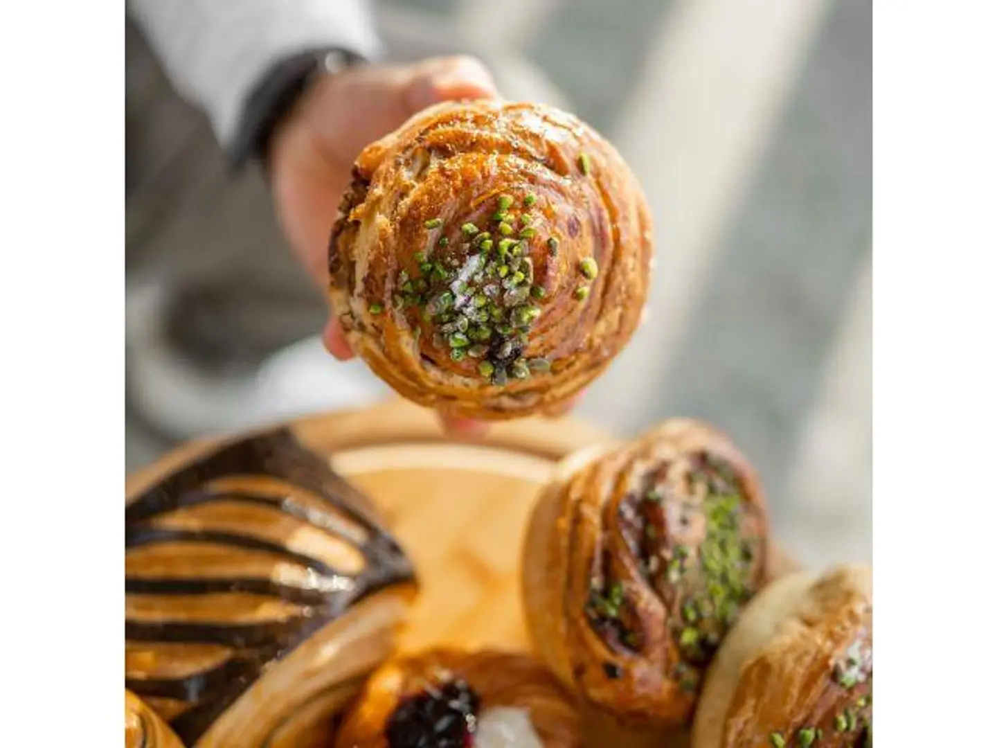 زبيب بالقرفة على الطريقة الدنماركية