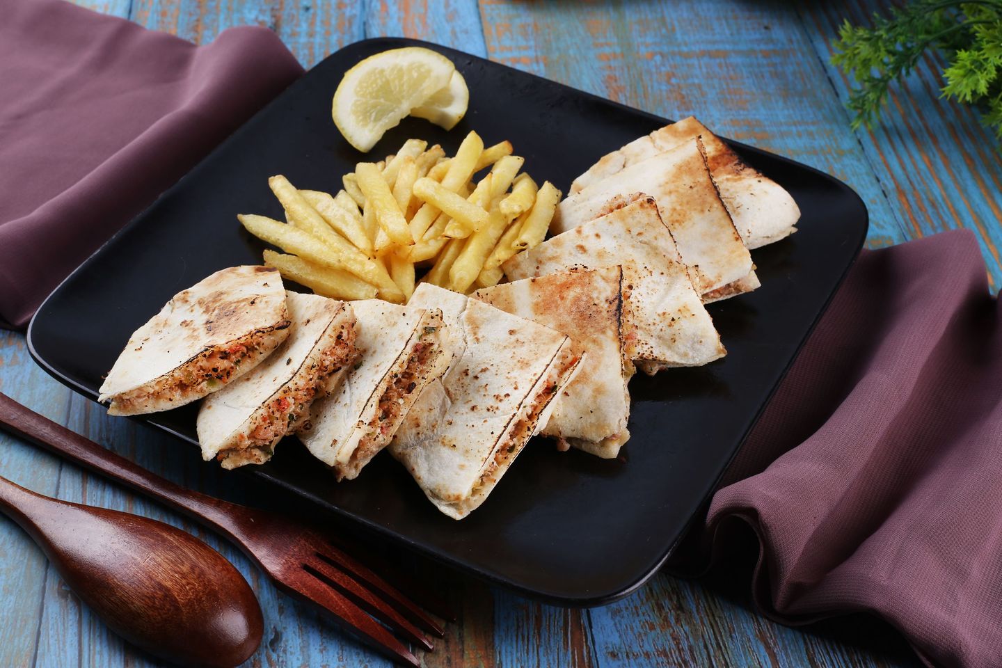 عرايس دجاج بالجبن