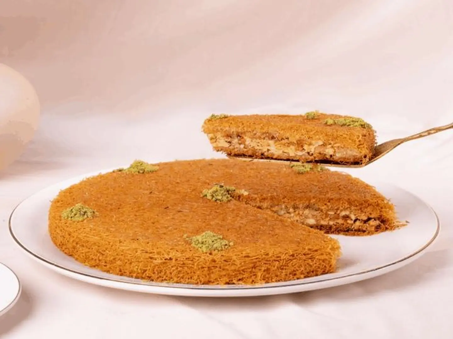 كنافة بالمكسرات 1/2 كيلو