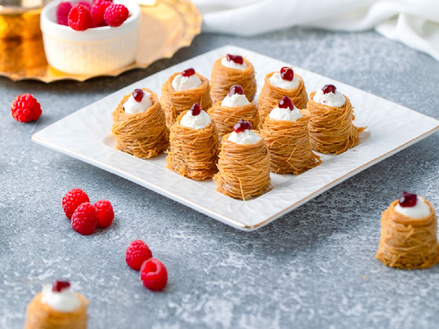 Osh Al Bolbol Raspberry Cheese 1/2 Kg