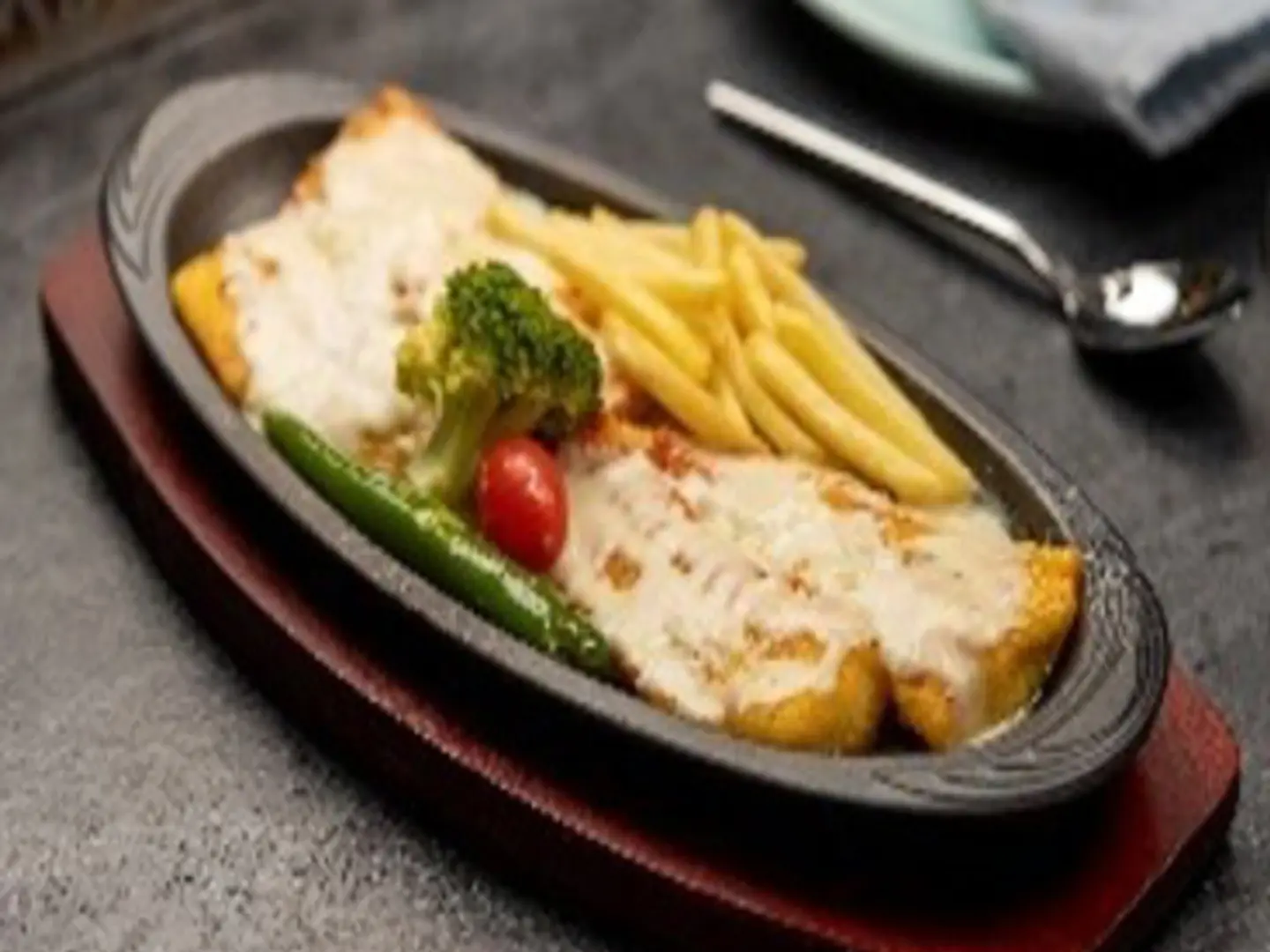 Bait Al Robyan Grilled Fish Fellit