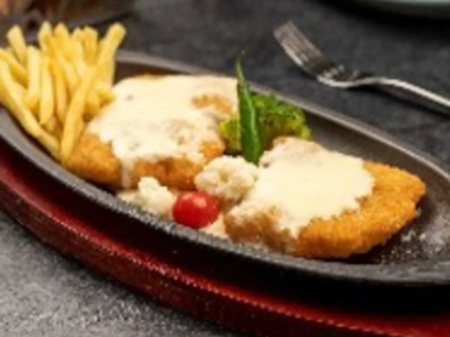 Bait Al Robyan Fried Fish Fellit