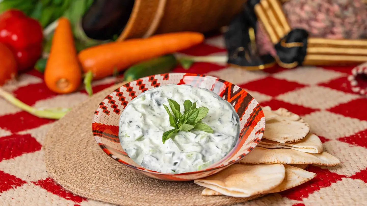 خيار باللبن