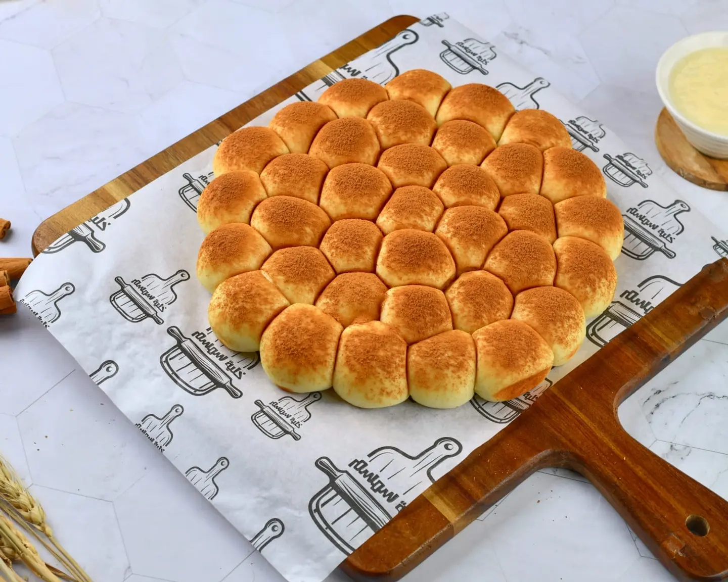 Cinnamon Hive