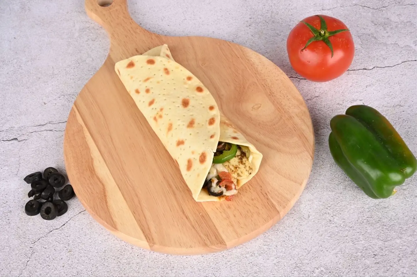 Hamsa Halloumi Roll