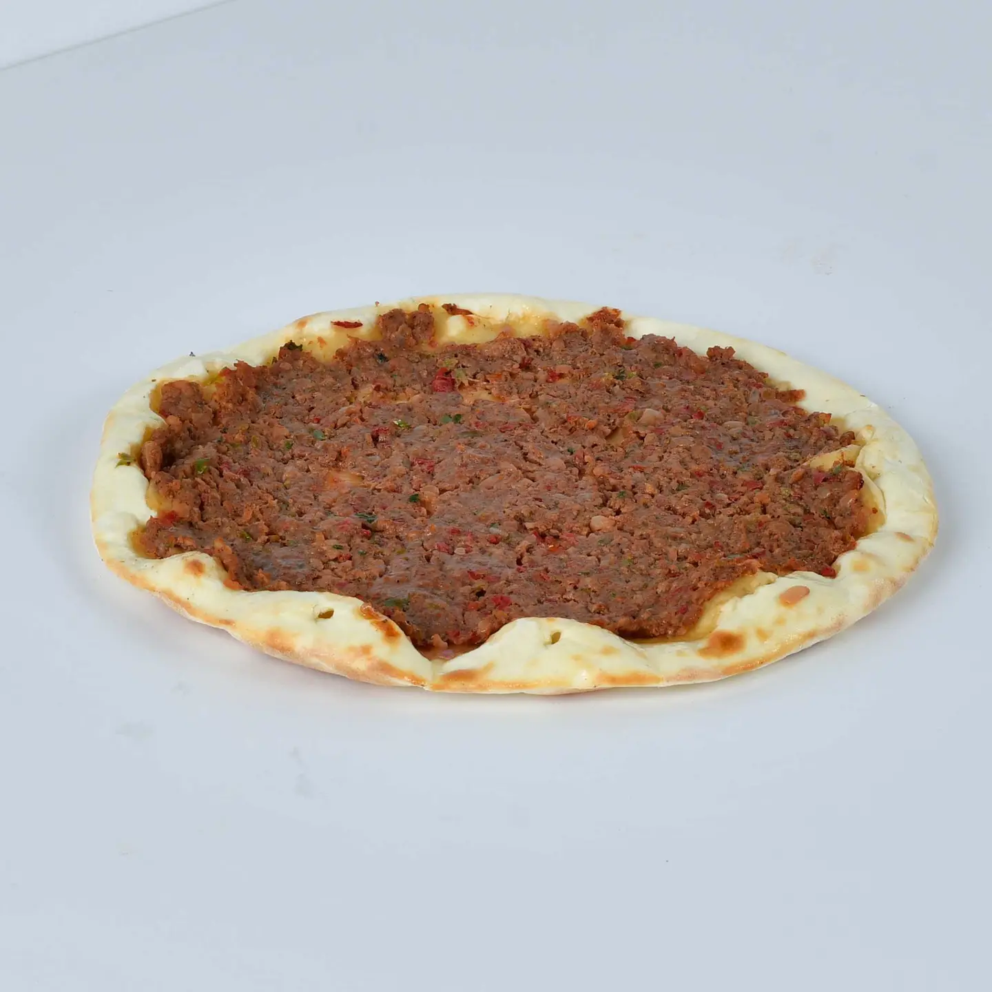 منقوشة لحم بالعجين