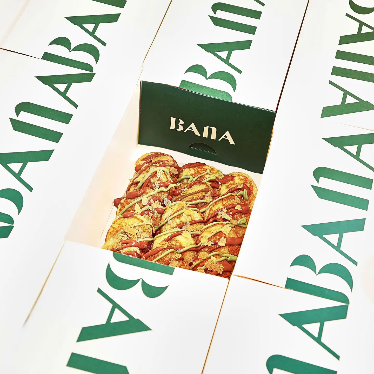 Banana Cake 16 Pieces