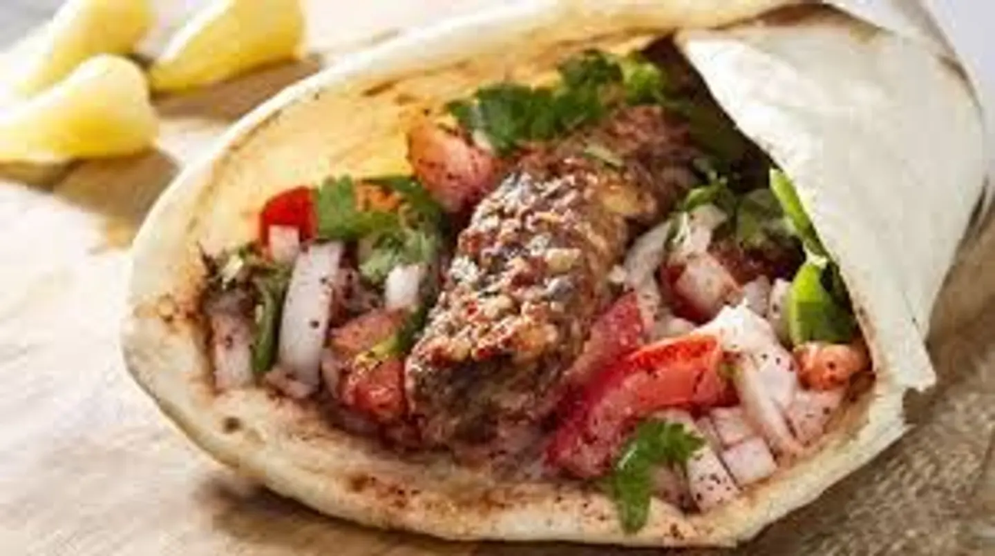 ساندوتش كباب لحم