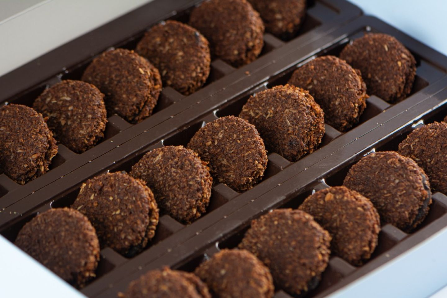 Sable Petit Four Chocolate With Coconut