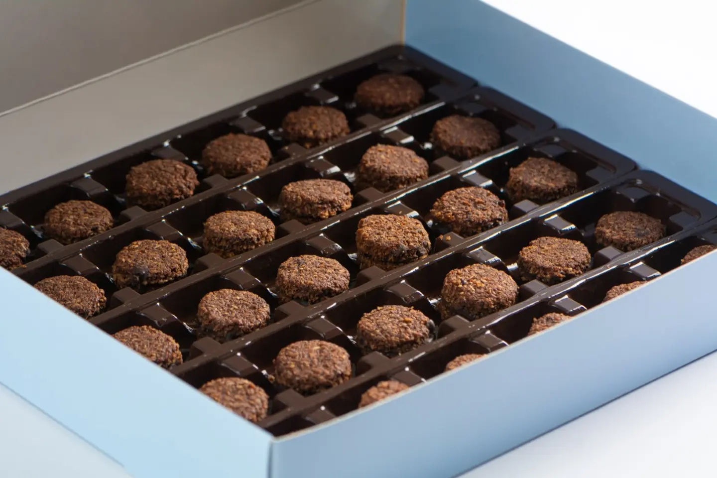 Mini Sable Petit Four Chocolate With Nargile