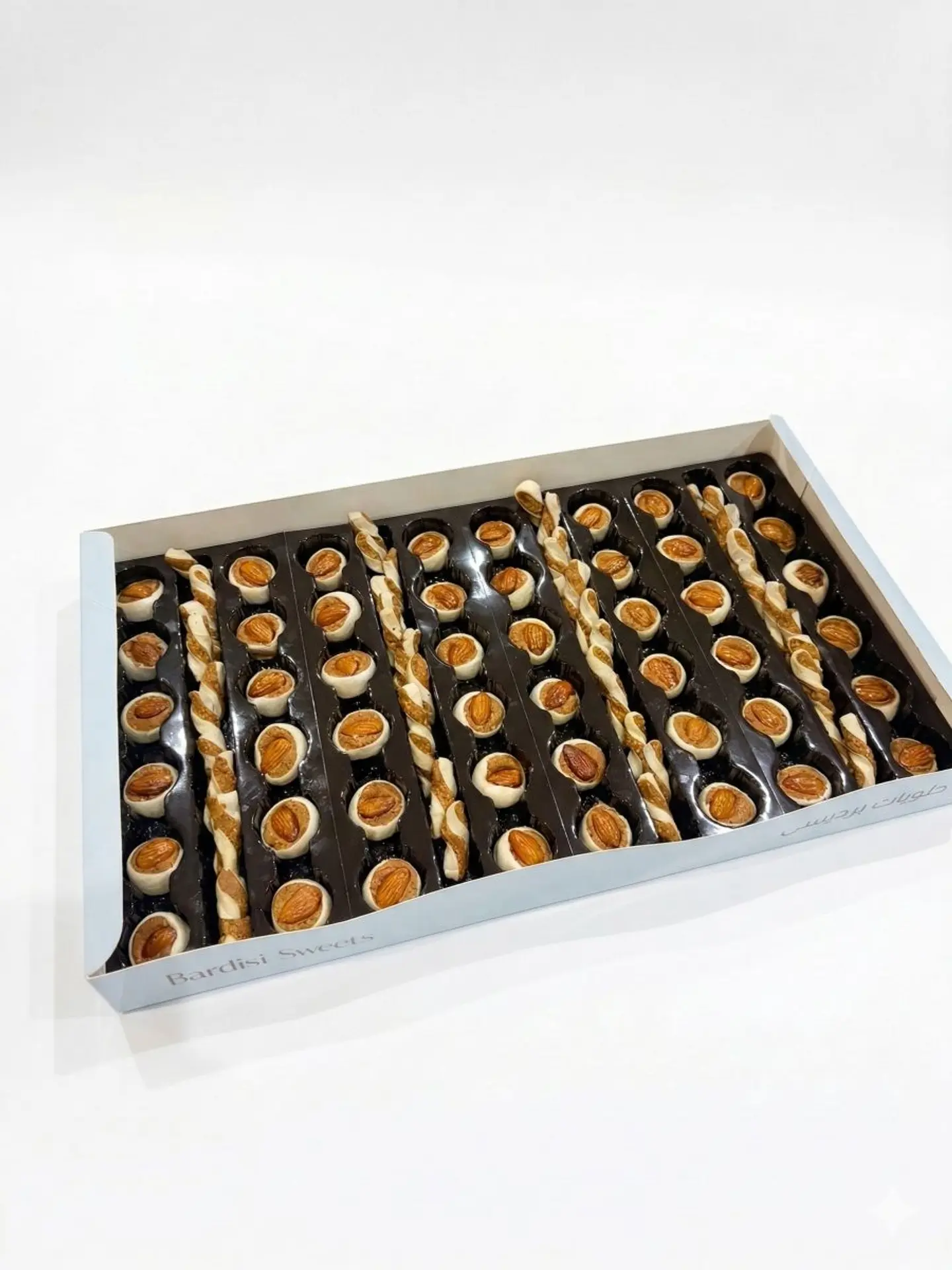 حلى بينكس باللوز مشكل