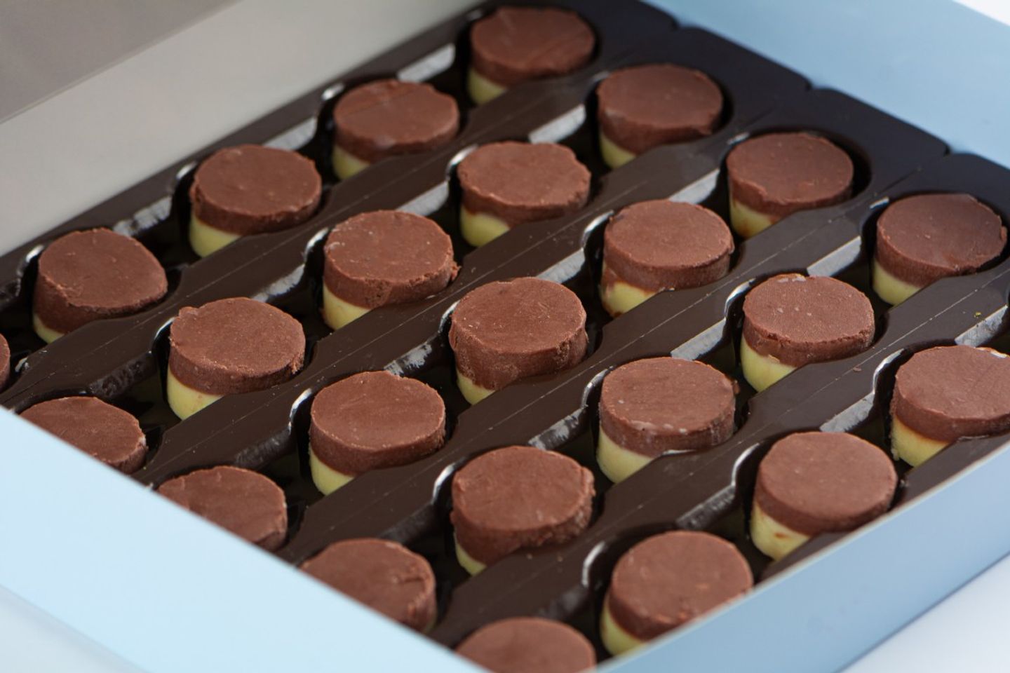 Labanieh With Chocolate And Vanilla