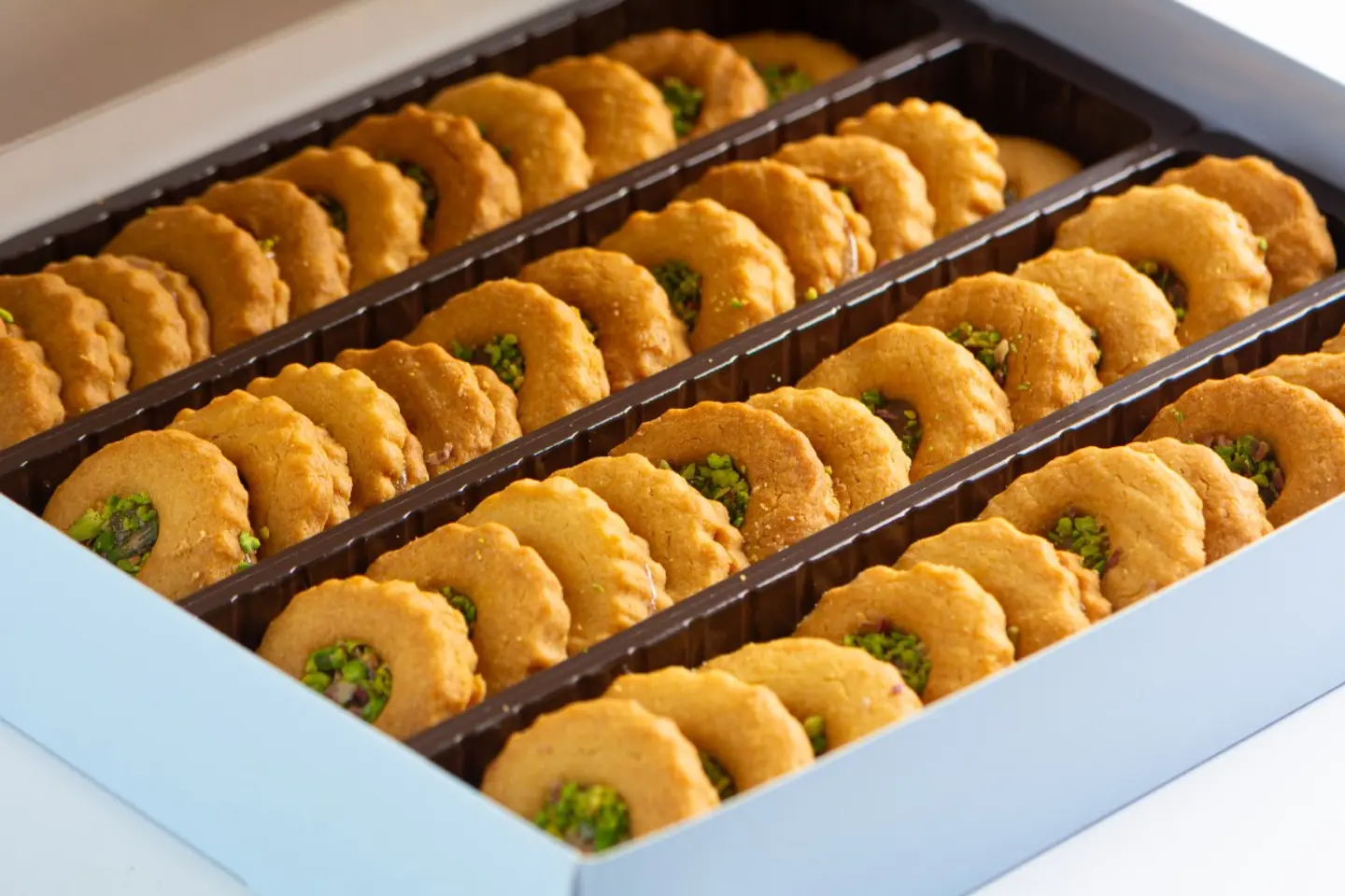 Sable Petit Four With Vanilla Stuffed With Pineapple Jam