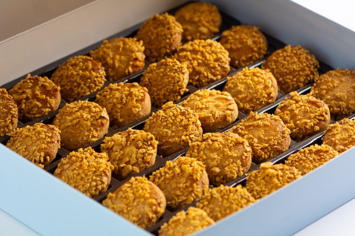 Sable Salted Round With Cornflakes