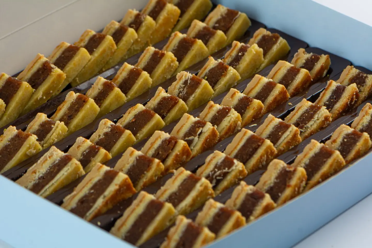 Tamreya Fingers With Nescafe