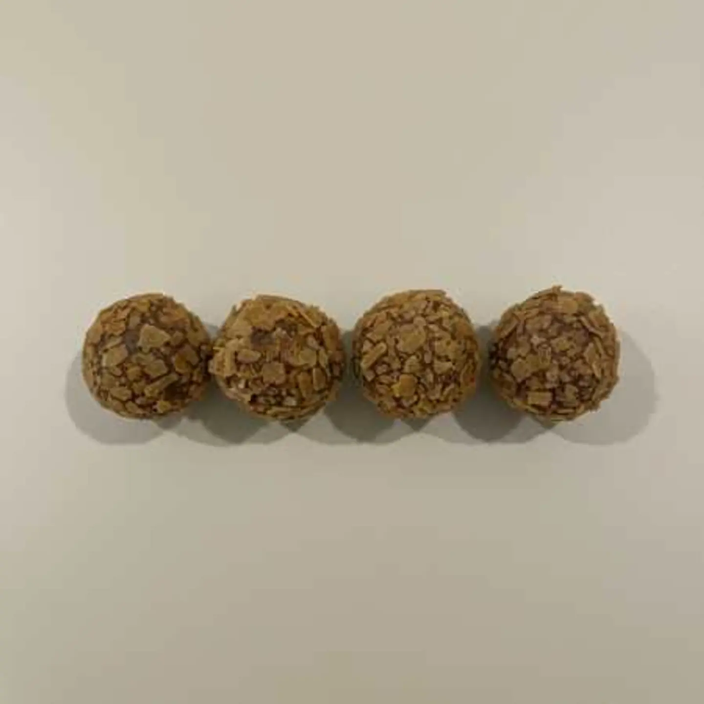 Rocher Balls