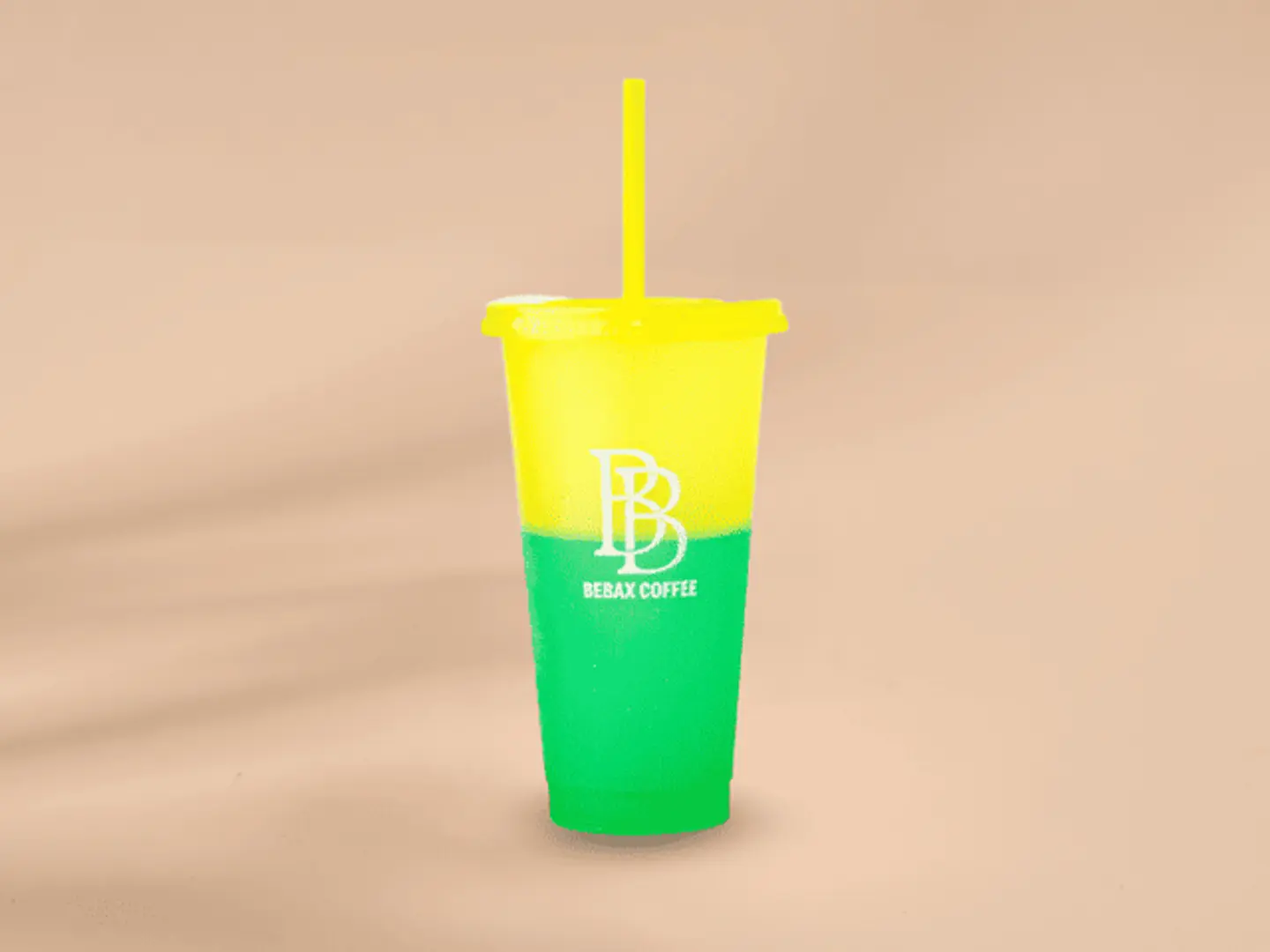 مق المشروبات البارده البلاستيك الأصفر (١٦ اونص )