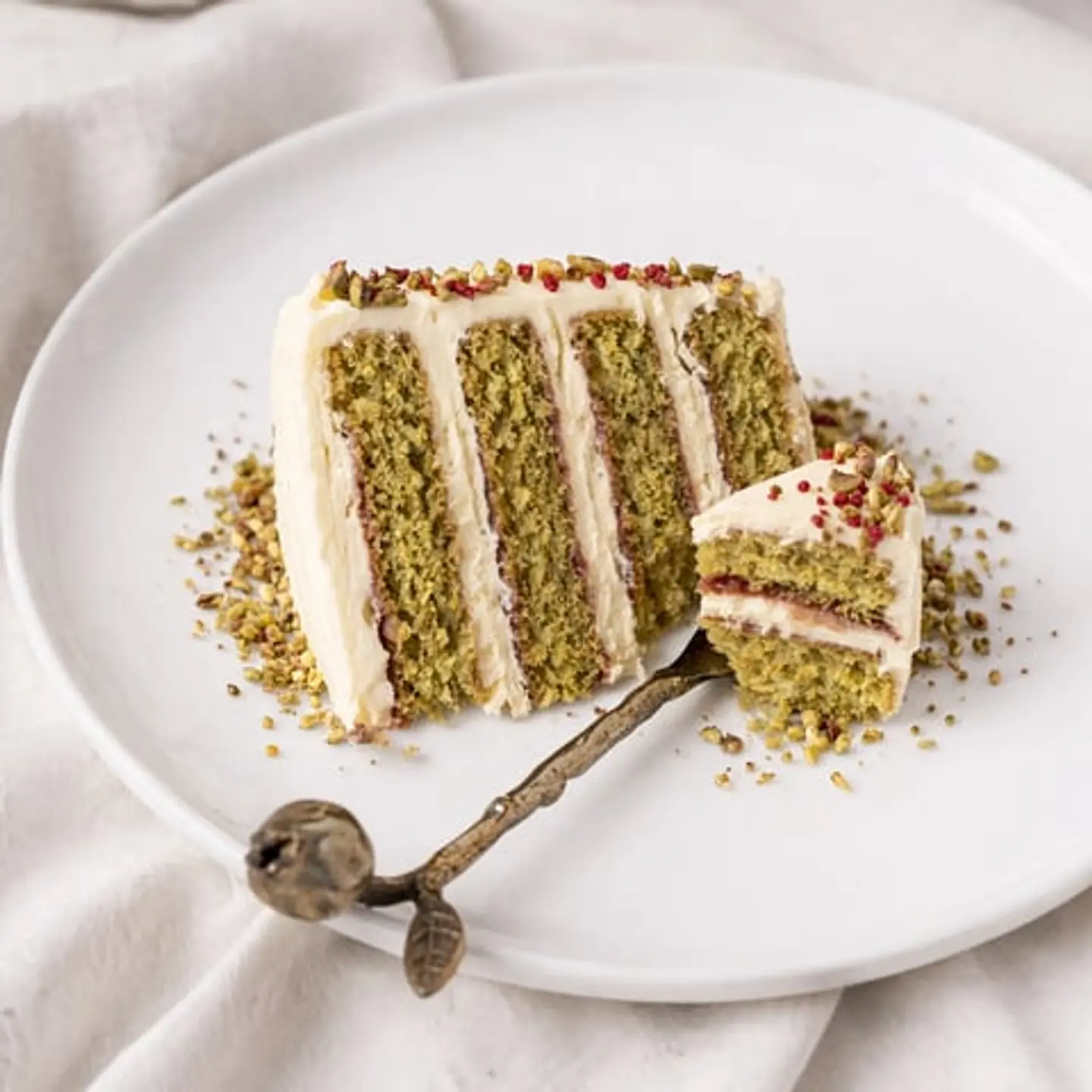 Raspberry Pistachio Cake 1 Pc