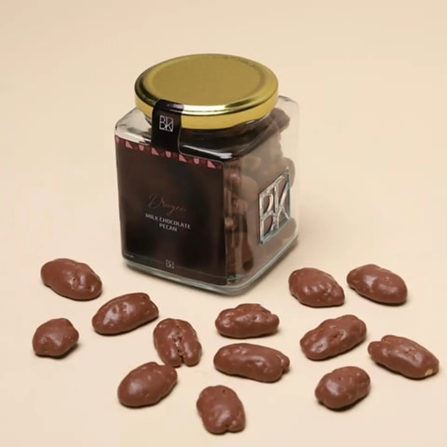 Pecan Chocolate Dragee