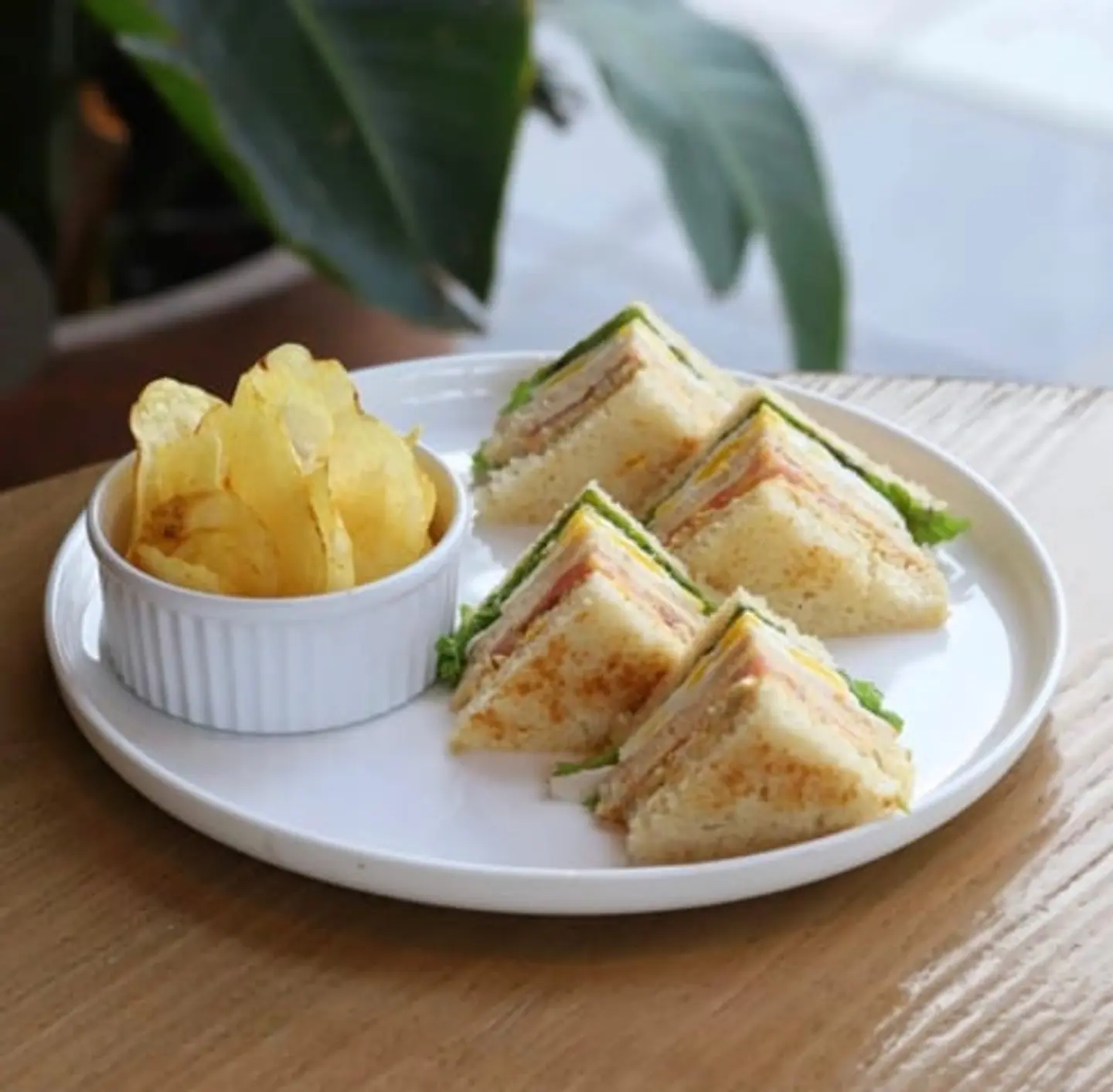 كلوب ساندويتش كلاسيك